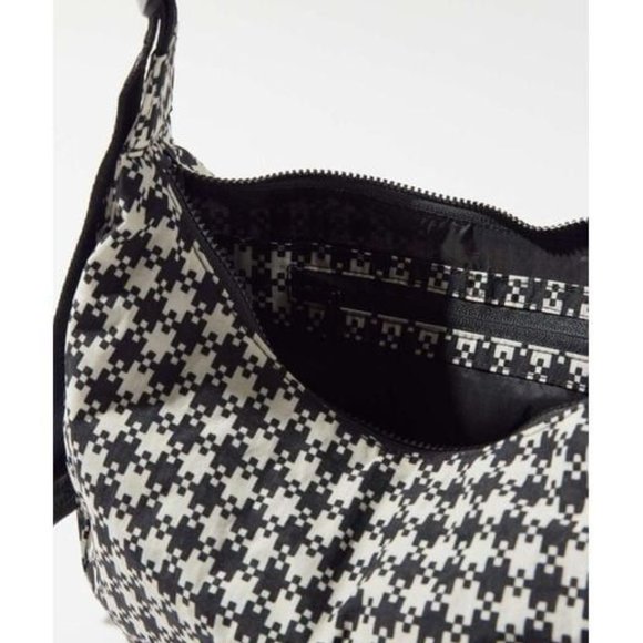 NWT BAGGU Crescent Bag Medium Black & White Pixel Gingham - Picture 5 of 7